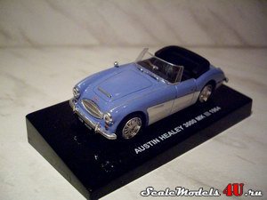 Масштабная модель автомобиля Austin Healey 3000 MK III 1964 фирмы DeAgostini 1:43.
