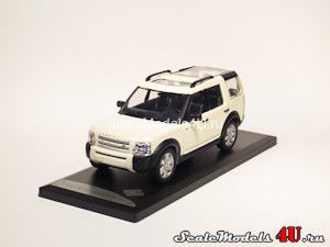 Масштабная модель автомобиля Land Rover Discovery 3 фирмы Solido.