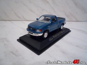 Масштабная модель автомобиля Ford Pick-Up F-150 1998 фирмы Yat Ming 1:43.