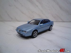 Масштабная модель автомобиля Alfa Romeo 166 фирмы Hongwell/Cararama 1:43.