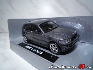 Масштабная модель автомобиля BMW 1-series фирмы NewRay 1:43.