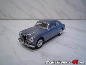 Масштабная модель автомобиля Lancia Aurelia GT-B20 (1951) фирмы Solido 1:43.