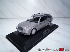 Масштабная модель автомобиля Mercedes-Benz E-Klasse T-Modell фирмы Minichamps.