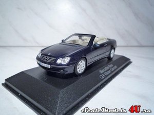 Масштабная модель автомобиля Mercedes-Benz CLK Class Cabriolet A209 Dark Blue (2002) фирмы Minichamps.