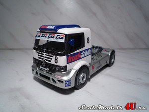 Scale model of Mercedes-Benz Renntruck (4) produced by High Speed.