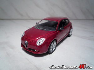 Масштабная модель автомобиля Alfa Romeo Mito (2008) фирмы Norev.