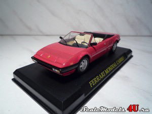 Масштабная модель автомобиля Ferrari Mondial Cabriolet (1983) фирмы Fabbri (Ixo).