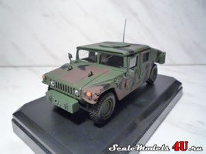 Масштабная модель автомобиля Hummer Command Car US Army (camouflage) фирмы Vitesse.