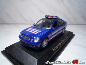 Scale model of Mercedes-Benz E55 Gendarmerie produced by Yatming.