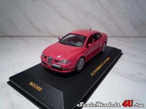 Масштабная модель автомобиля Alfa Romeo GT 3.2 V6 (2004) фирмы Ixo.