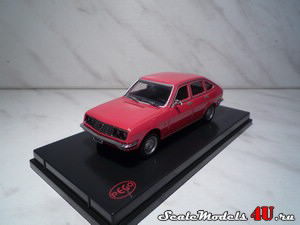 Масштабная модель автомобиля Lancia Beta Berlina Stradale (red) фирмы Pego.