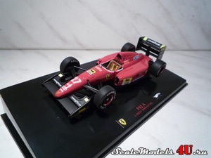Масштабная модель автомобиля Ferrari F92A (644) №27 J.Alesi (Spain GP 1992) фирмы Hot Wheels (Mattel).