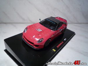 Масштабная модель автомобиля Ferrari 599XX фирмы Hot Wheels (Mattel).