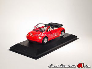Масштабная модель автомобиля Volkswagen Beetle Concept Car Cabriolet Red (1994) фирмы Minichamps.