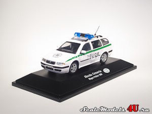 Масштабная модель автомобиля Skoda Octavia Wagon policie (Ceske Republiky 1999) фирмы Hongwell/Cararama.