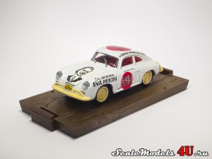 Scale model of Porsche 356 Coupe Panamerica Mexico #200 (1952) produced by Brumm.