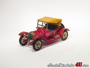 Масштабная модель автомобиля Stutz Type 4E Roadster Red (1914) фирмы Matchbox.