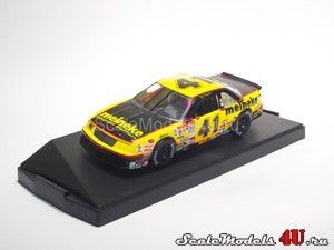 Scale model of Chevrolet Lumina NASCAR Meineke Joe Nemechek #41 produced by Vitesse.