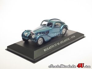 Масштабная модель автомобиля Bugatti 57 SC Atlantic (1938) фирмы Altaya (Ixo).
