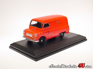 Scale model of Bedford CA Van Royal Mail (1959) produced by Oxford Diecast.