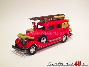 Scale model of Cadillac 452 V16 Fire Wagon (1933) produced by Matchbox.
