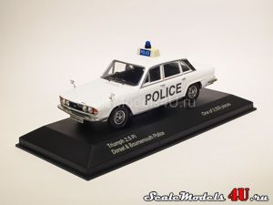 Scale model of Triumph 2.5 PI - Dorset & Bournemouth Police (1969) produced by Vanguards.