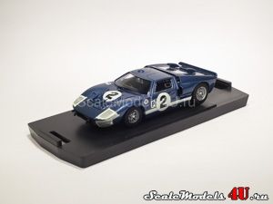 Scale model of Ford GT40 MK II Sebring 66 #2 Metallic Blue (1966) produced by Bang.