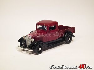 Scale model of International Harvester C-Series Maroon (1934) produced by Matchbox.