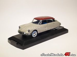 Масштабная модель автомобиля Citroen DS 19 - Argus De La Miniature (1956) фирмы Vitesse.