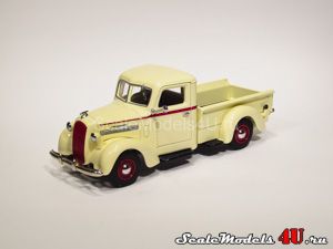 Scale model of REO Speed Delivery Vehicle (1939) produced by Matchbox.